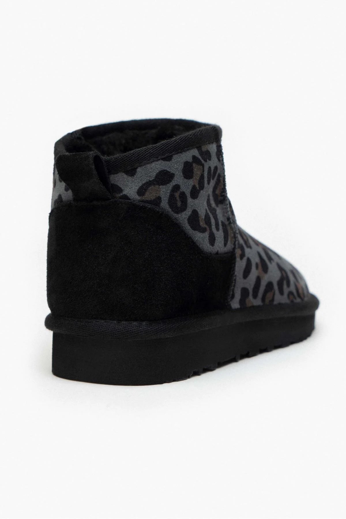 MEGI Svart Leopard Äkta Mocka Päls Insida Boots